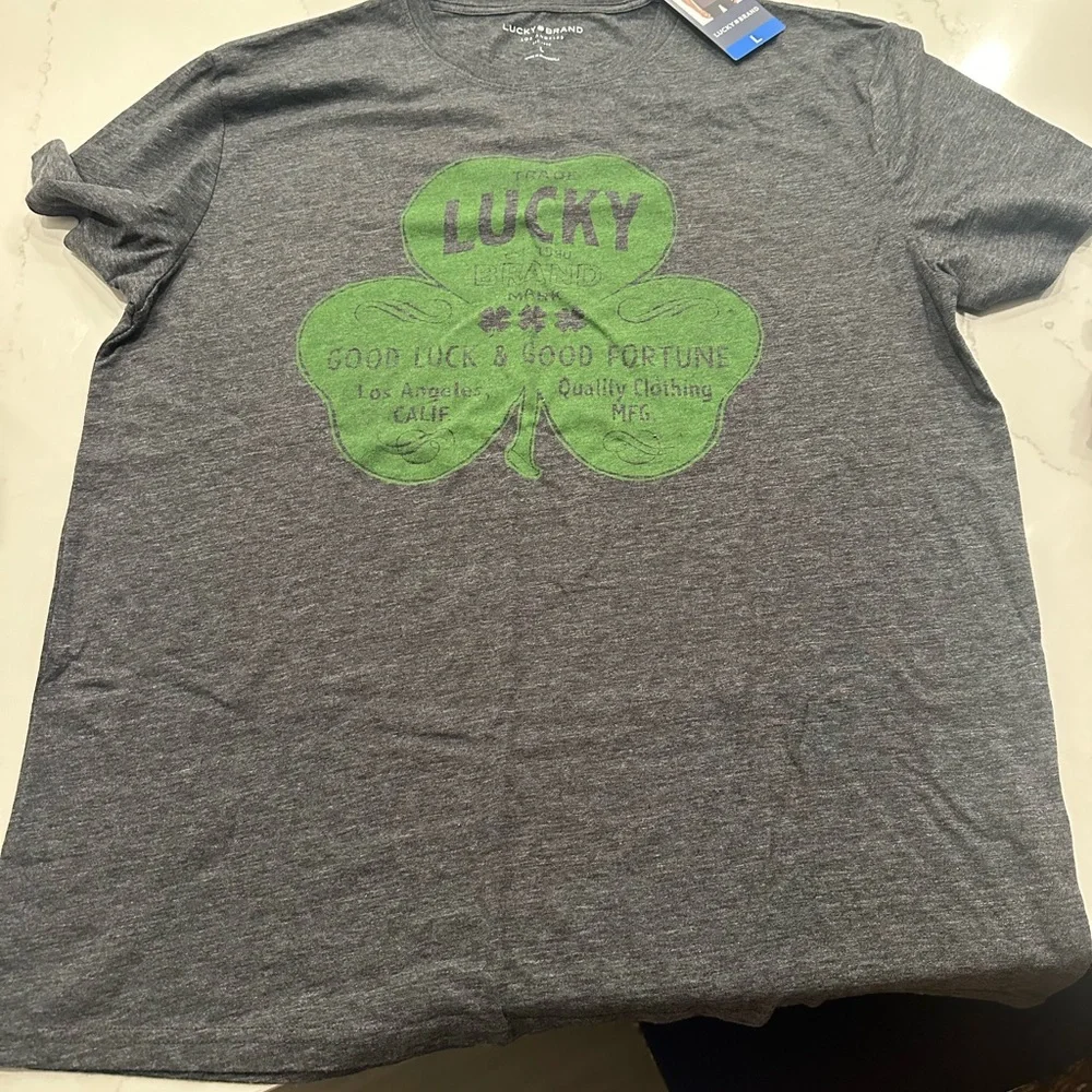 Mens LUCKY t NWT Size Large - Picture 3 of 4